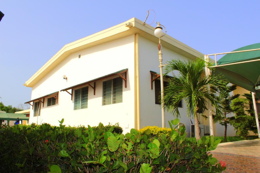 Hotel Loreto Cape Coast Ngoại thất bức ảnh