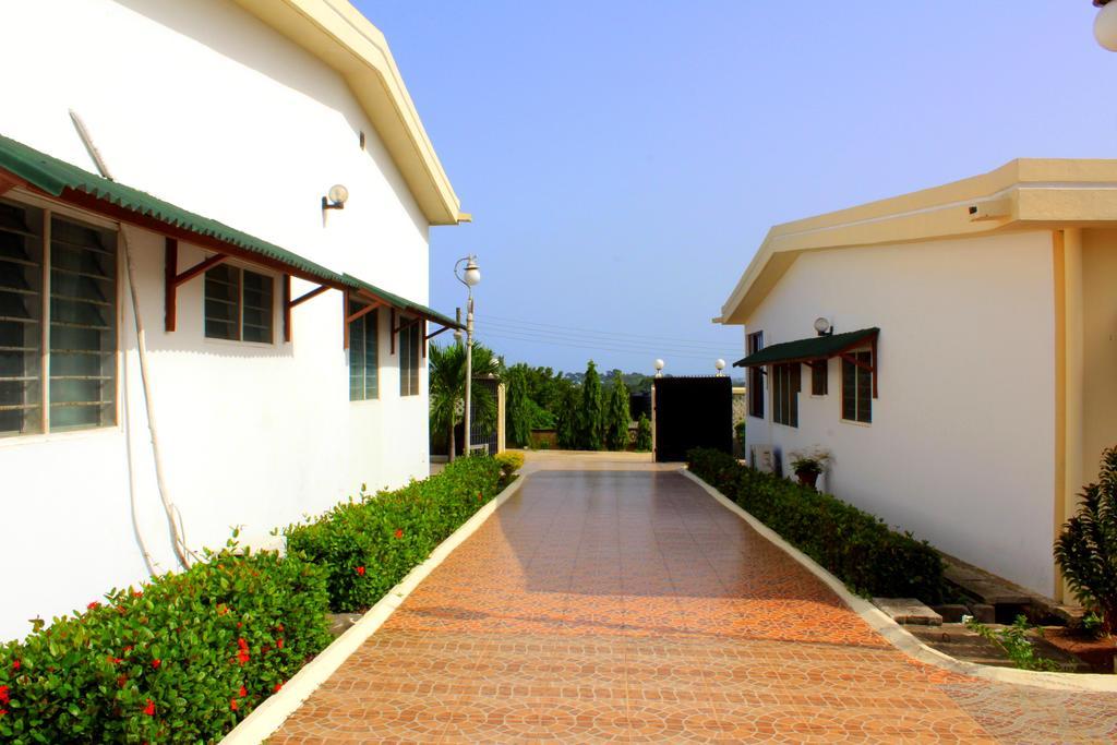 Hotel Loreto Cape Coast Ngoại thất bức ảnh