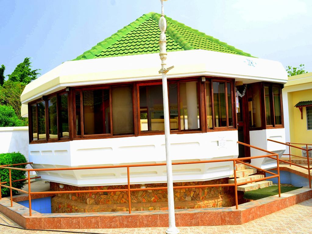 Hotel Loreto Cape Coast Ngoại thất bức ảnh