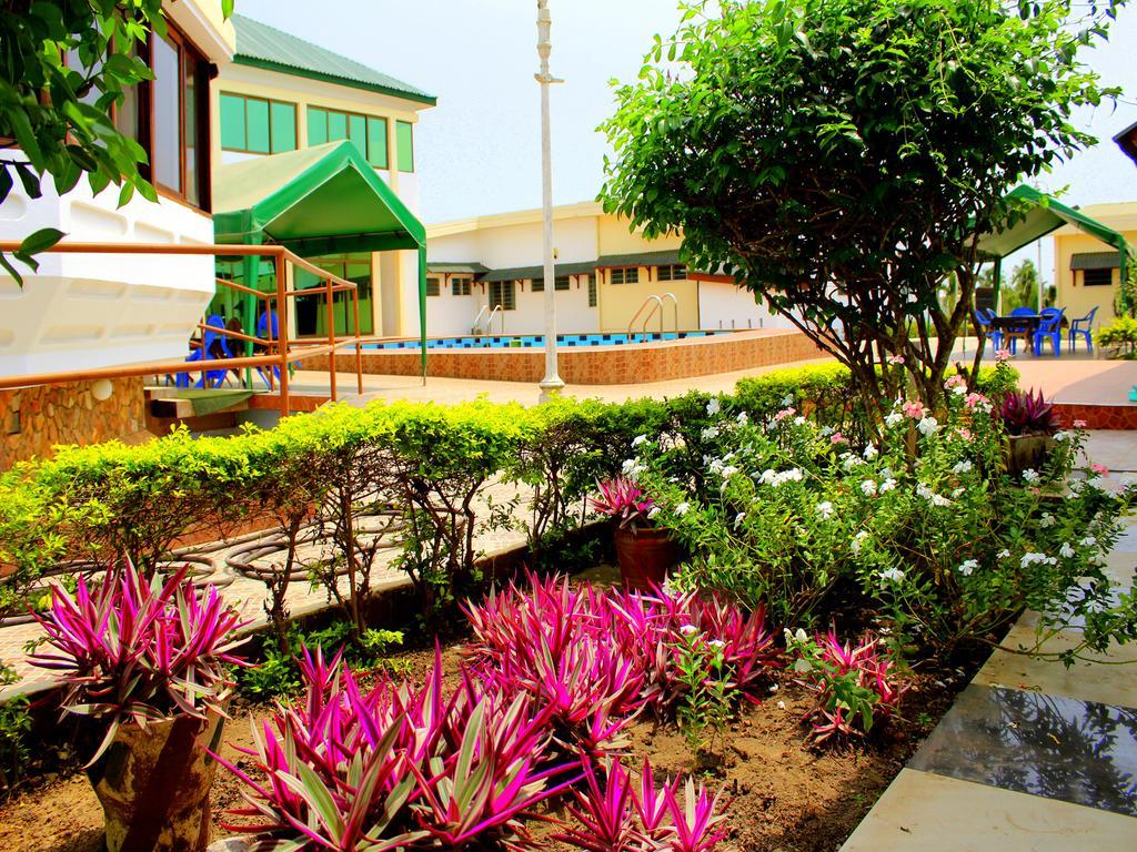 Hotel Loreto Cape Coast Ngoại thất bức ảnh
